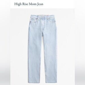 Abercrombie & Fitch High Rise Mom Jean light wash 29 NWT